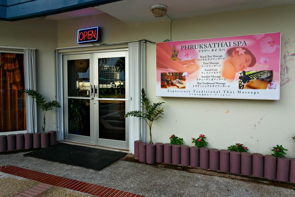 Oceanview Hotel And Residences Tumon Exterior foto