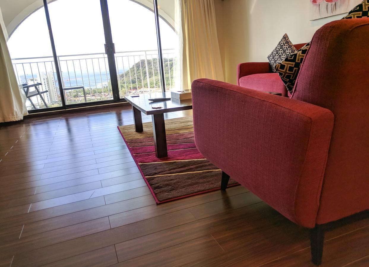 Oceanview Hotel And Residences Tumon Exterior foto